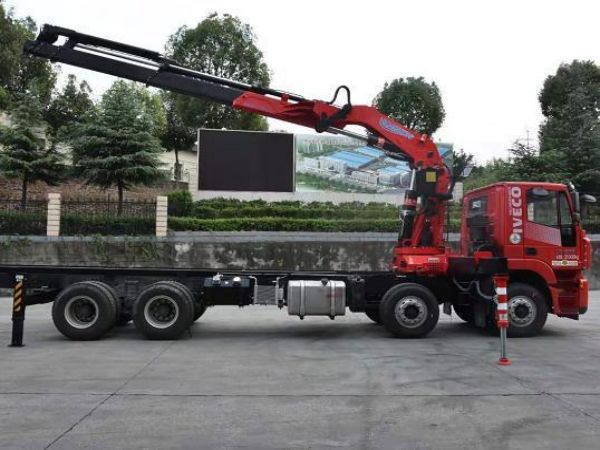沙河市吊车租赁_吊车安全施工注意事项
